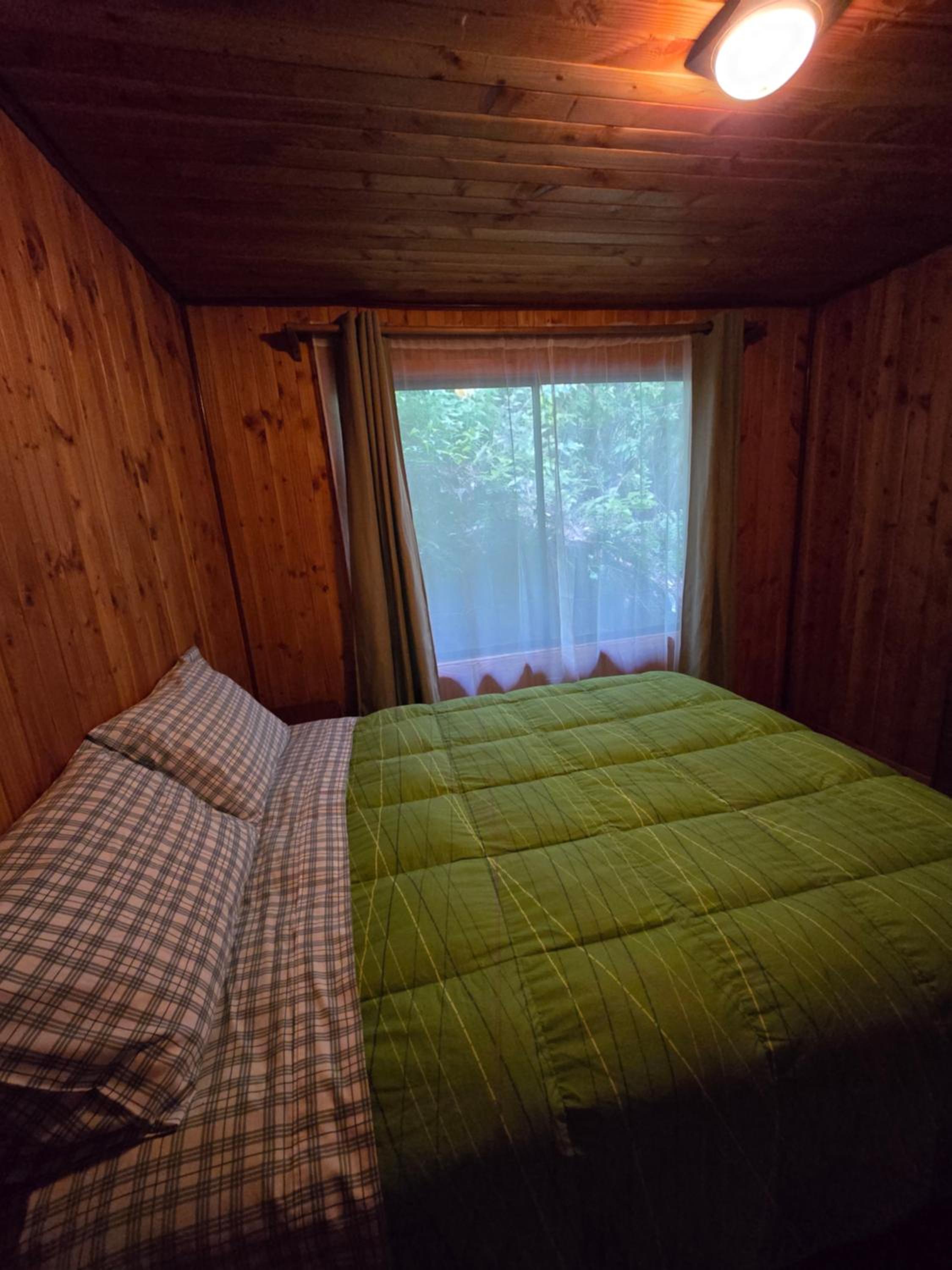 Cabaña 8 a 9 personas ideal 2 matrimonios y niños