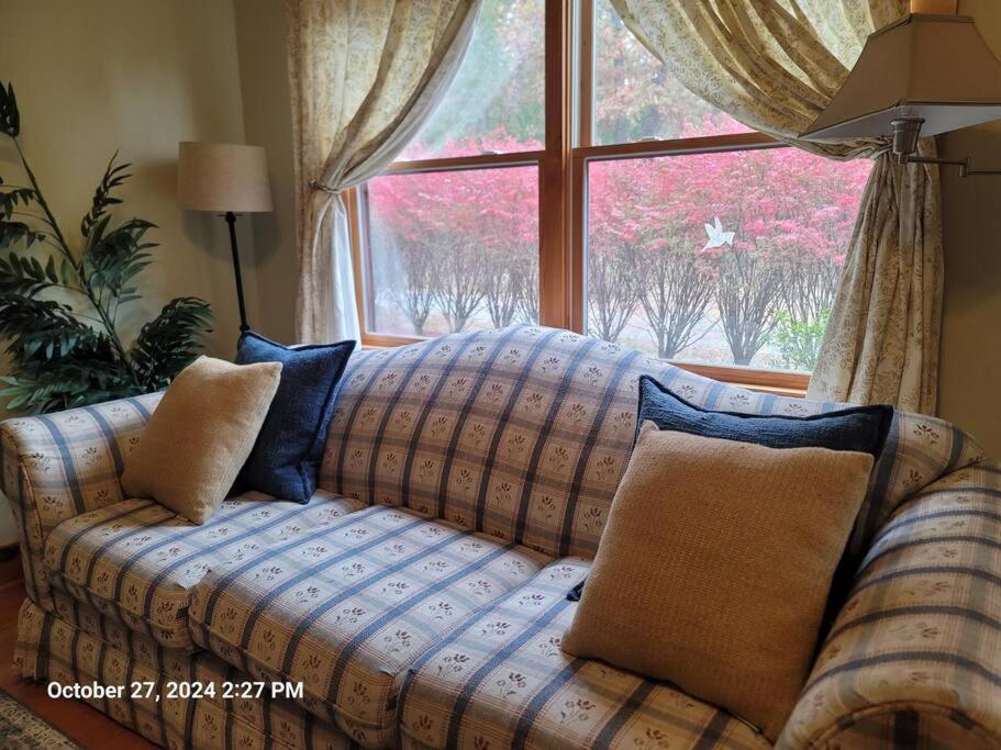 Get-away Cabin - Property Image 10