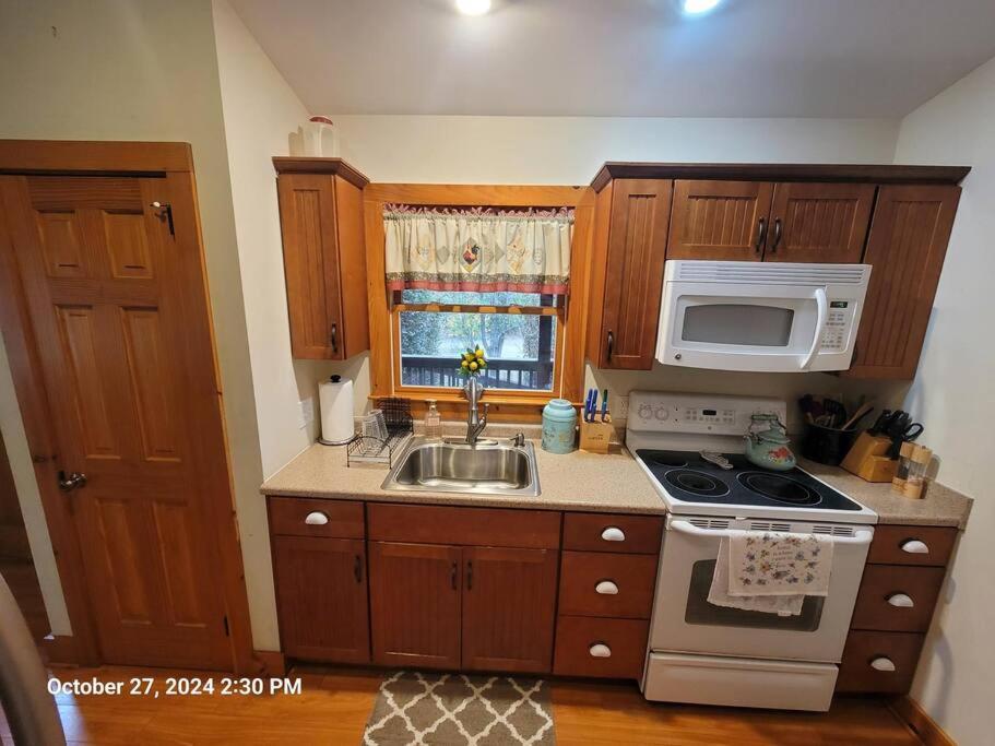 Get-away Cabin - Property Image 3