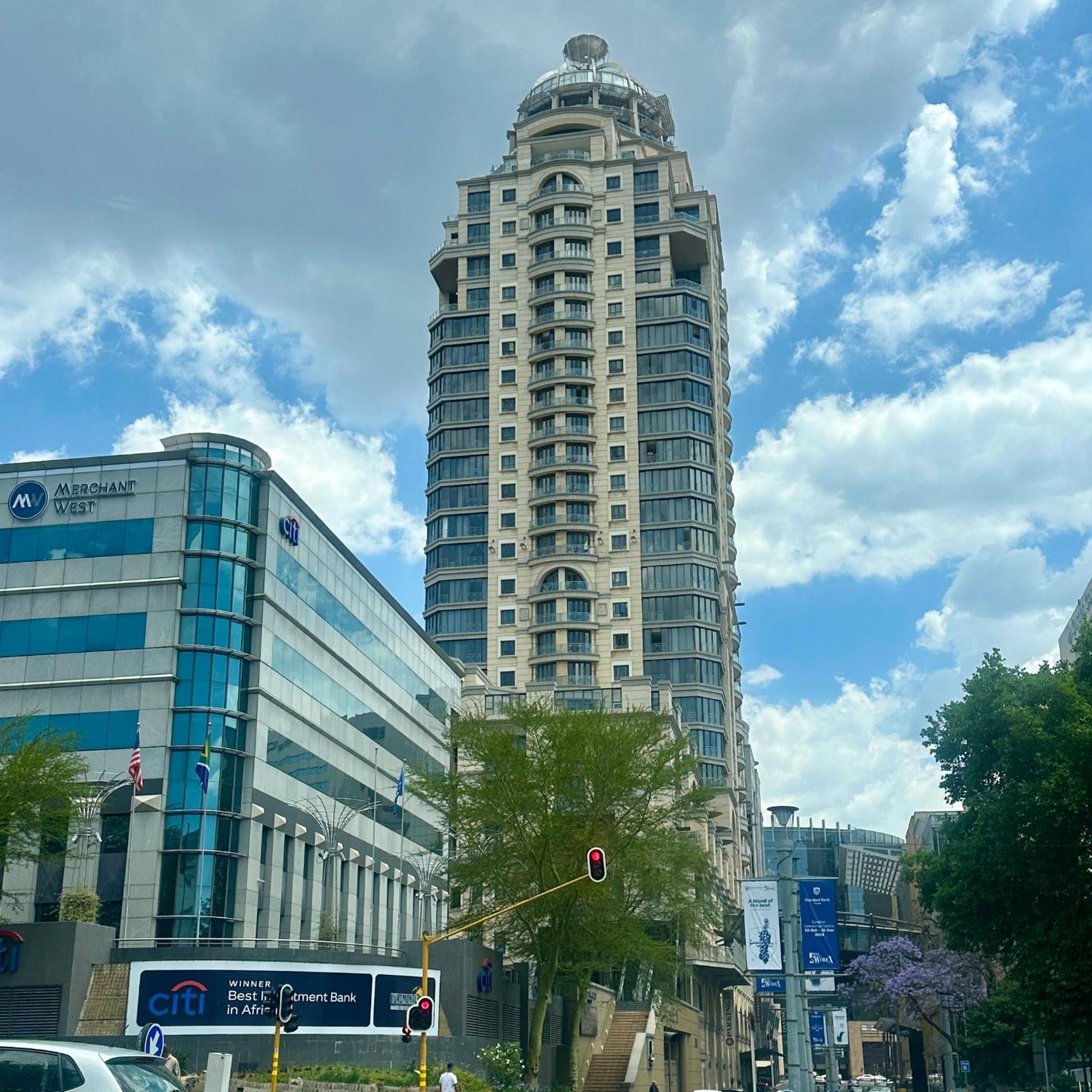 KMG Apartments x Michelangelo Towers 0705