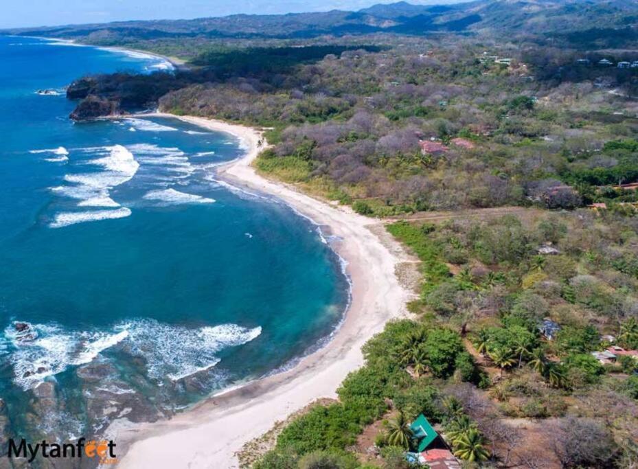 Renovated Historic 5BR - Steps to Playa Pelada