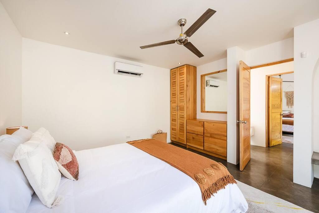 Renovated Historic 5BR - Steps to Playa Pelada
