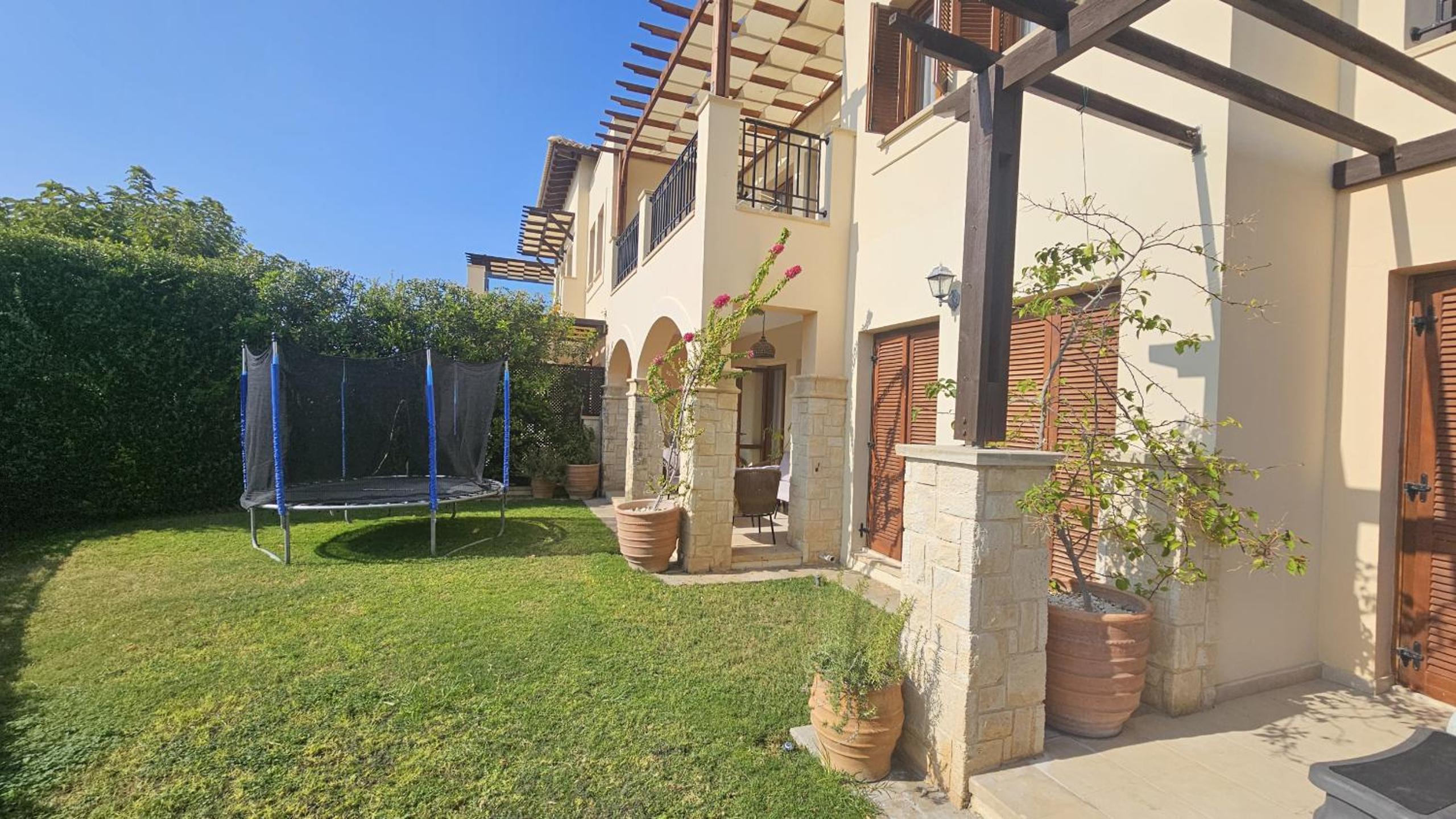 STAY Aphrodite Hills Apartment