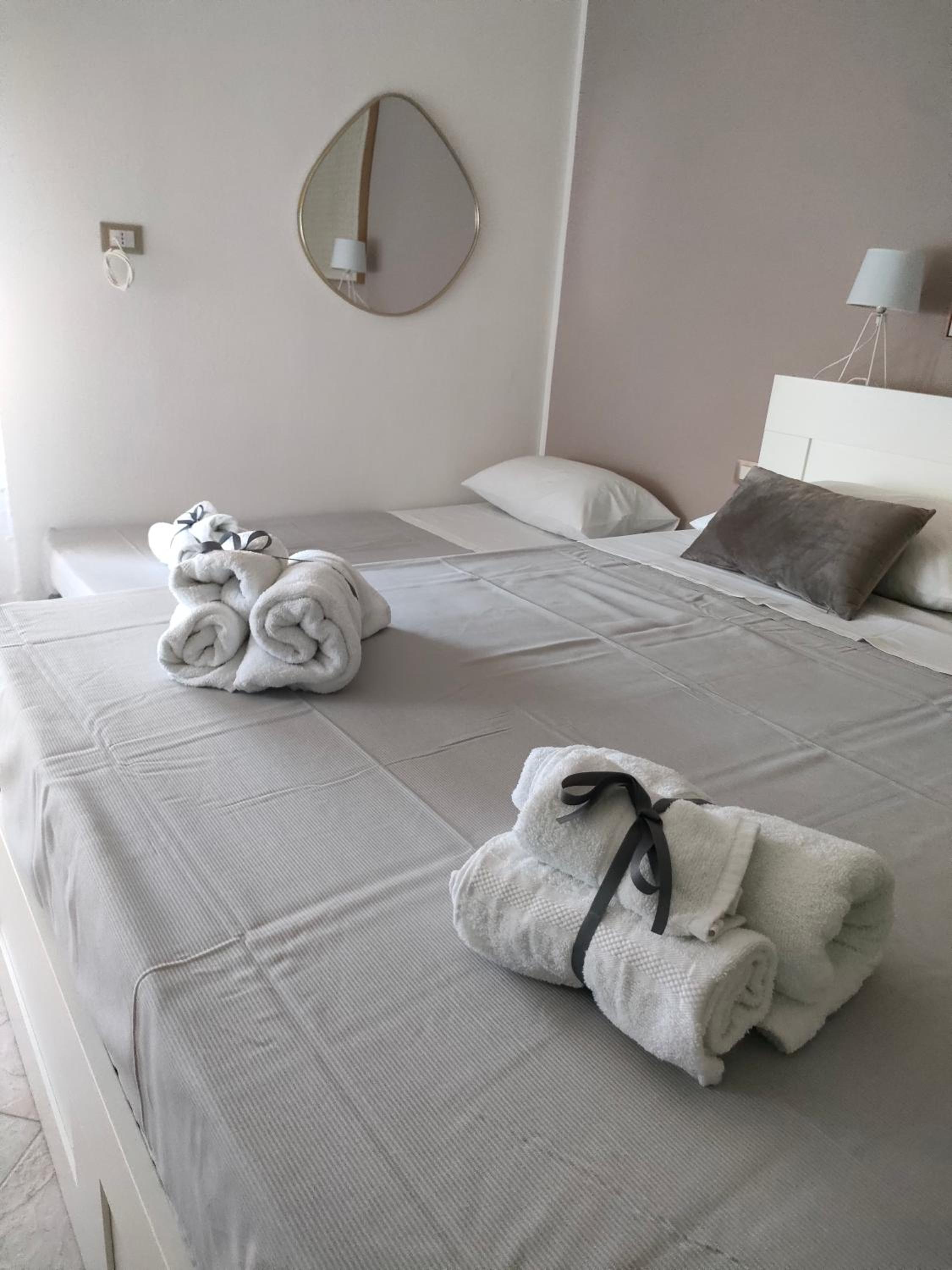 D'Amelio Sweet Home