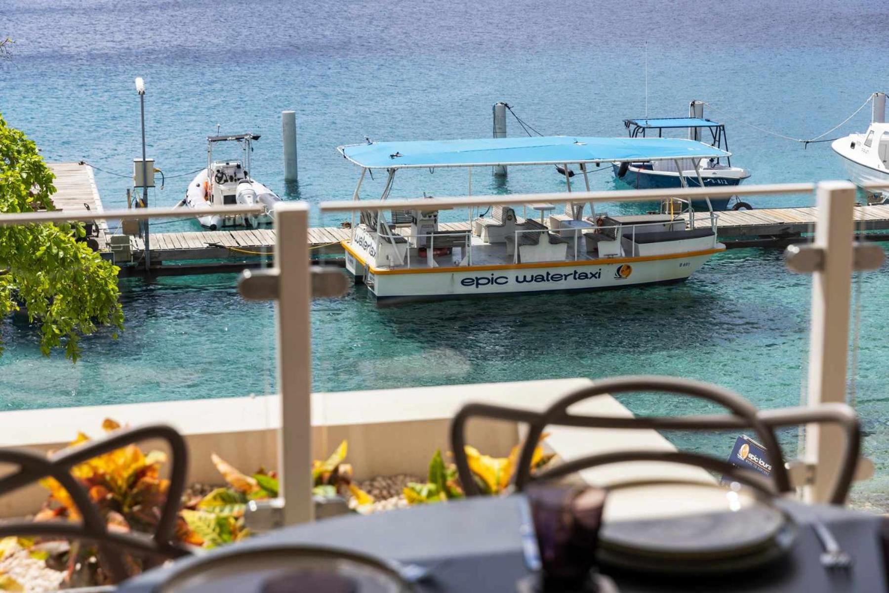 Seaview Caribe with fantastic sea views and close to the best restaurants