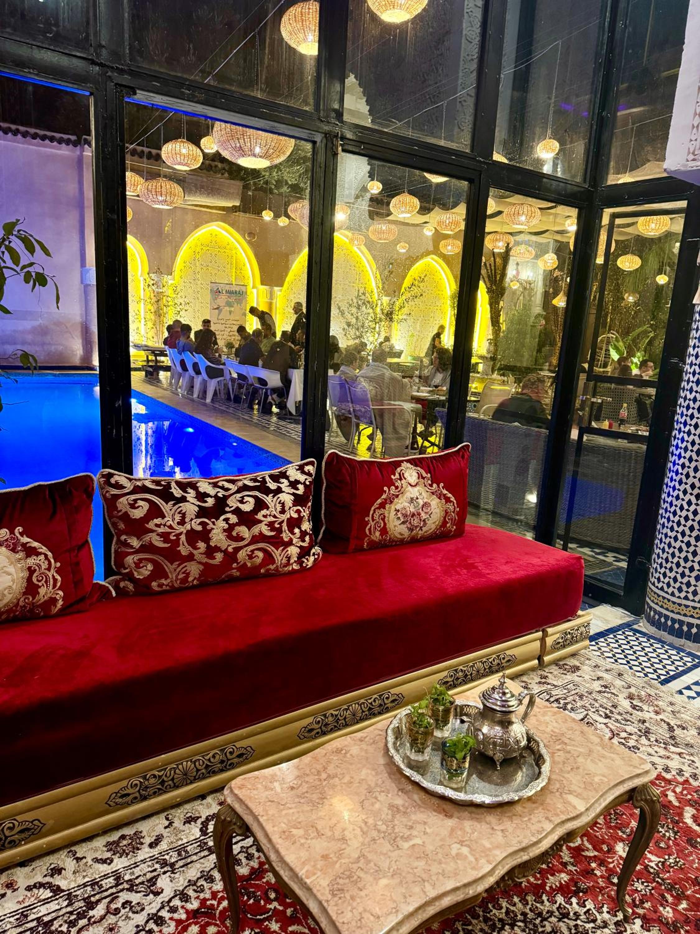 lounge