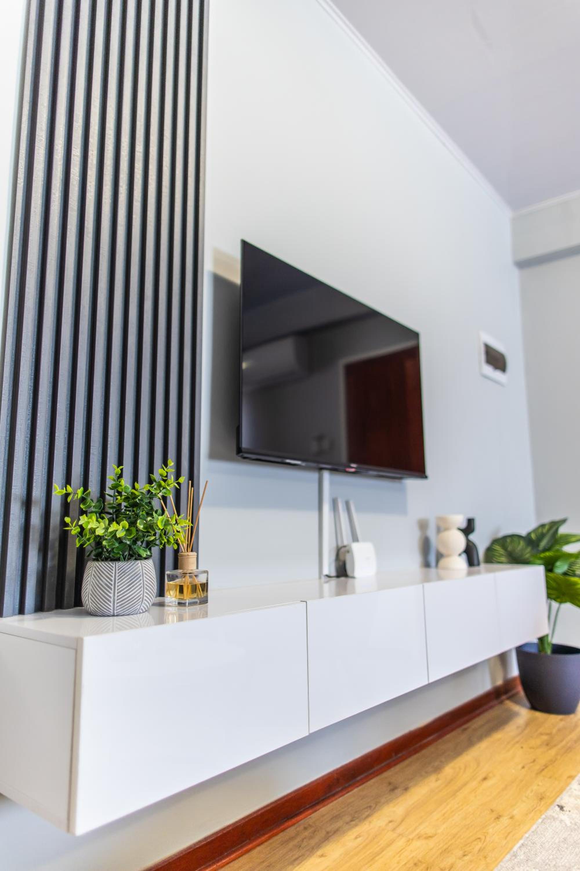 Daisy Dreams Apartment