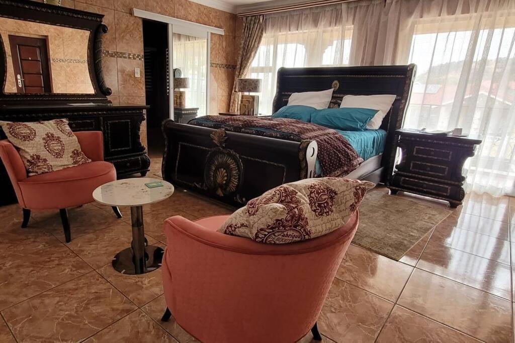 Enjoy comfort in the entire Elianta Villa