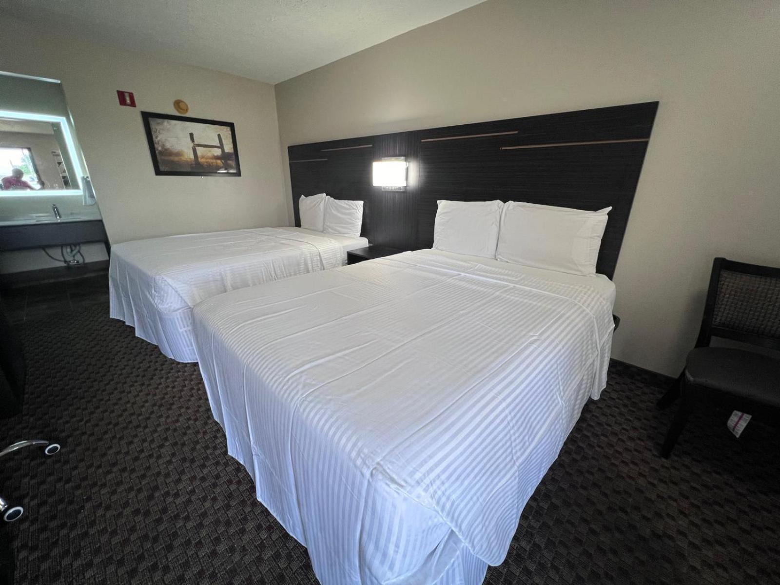 Country Nights Inn view 2