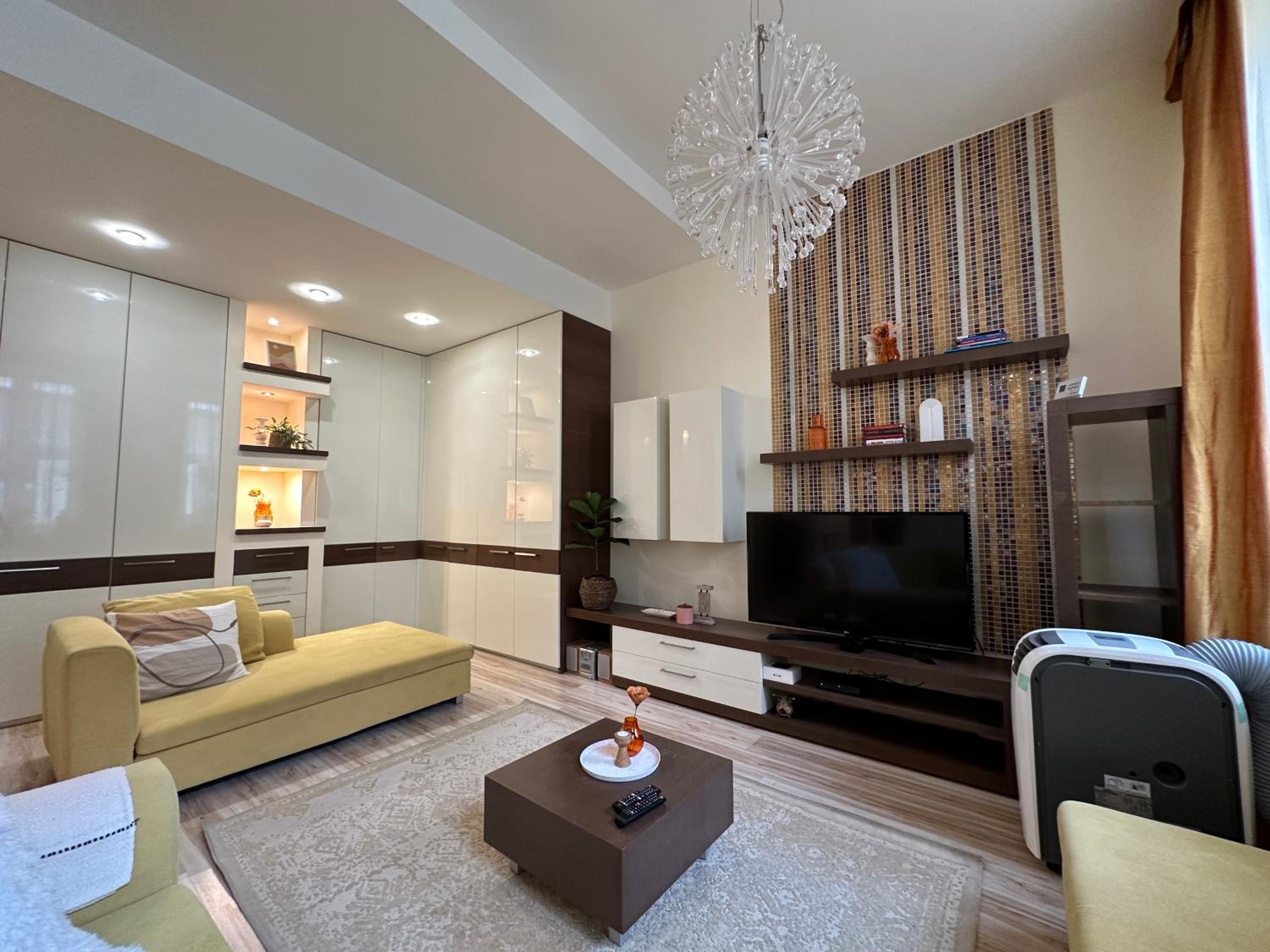 Homey apartment - Parliament, Chain bridge view 5