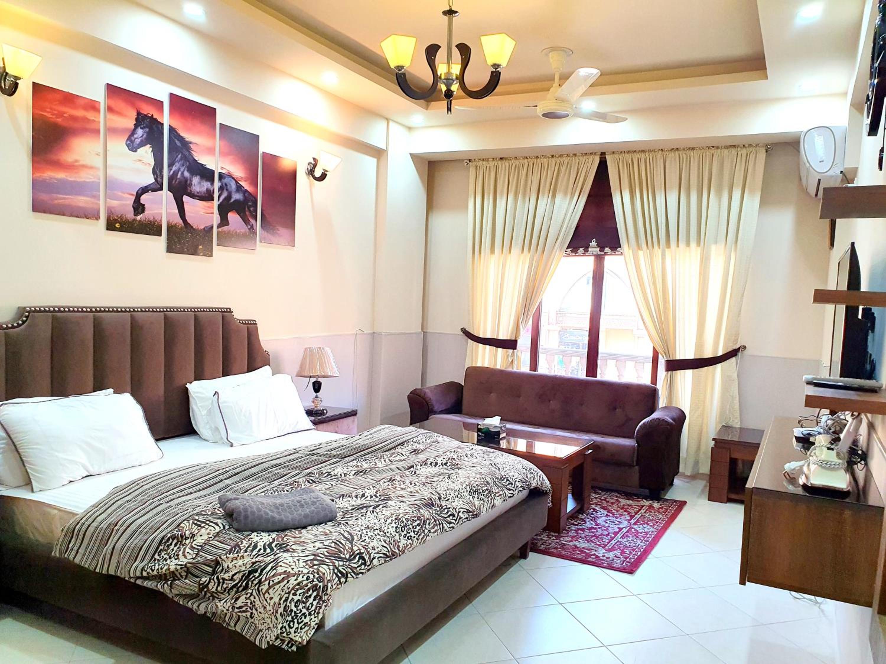 The Rainbow Apartments Bahria Town view 4