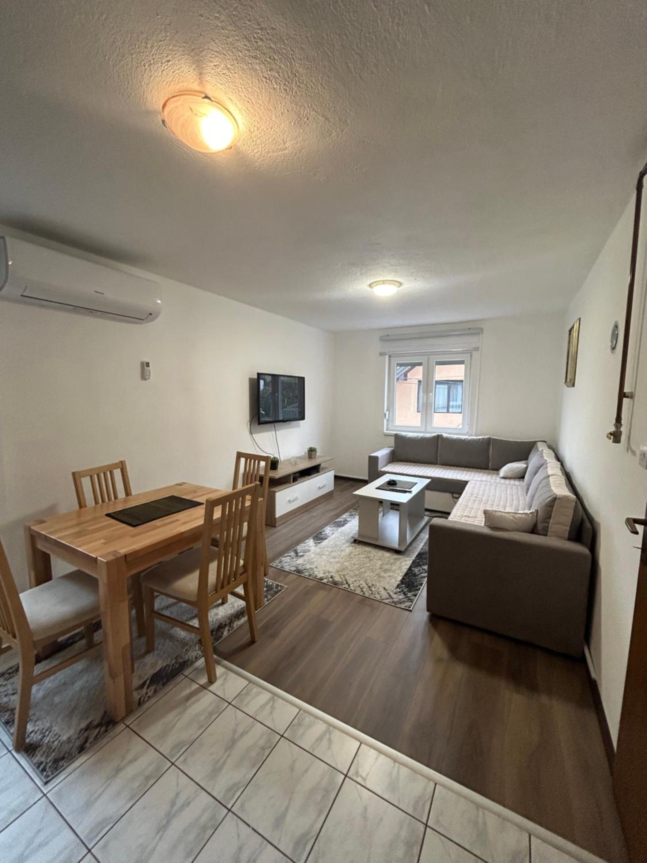 Apartments Elida