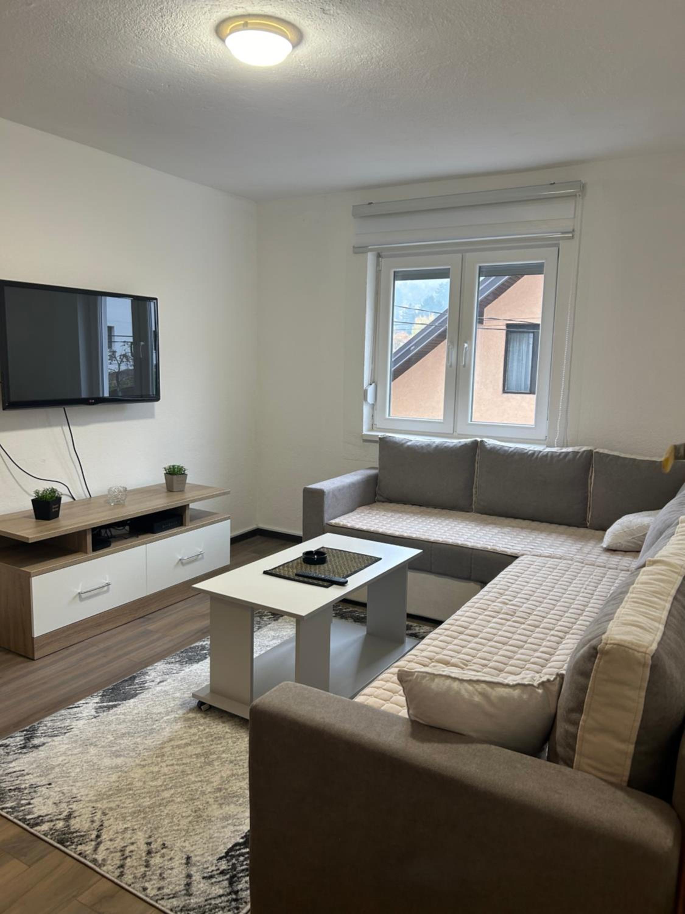 Apartments Elida