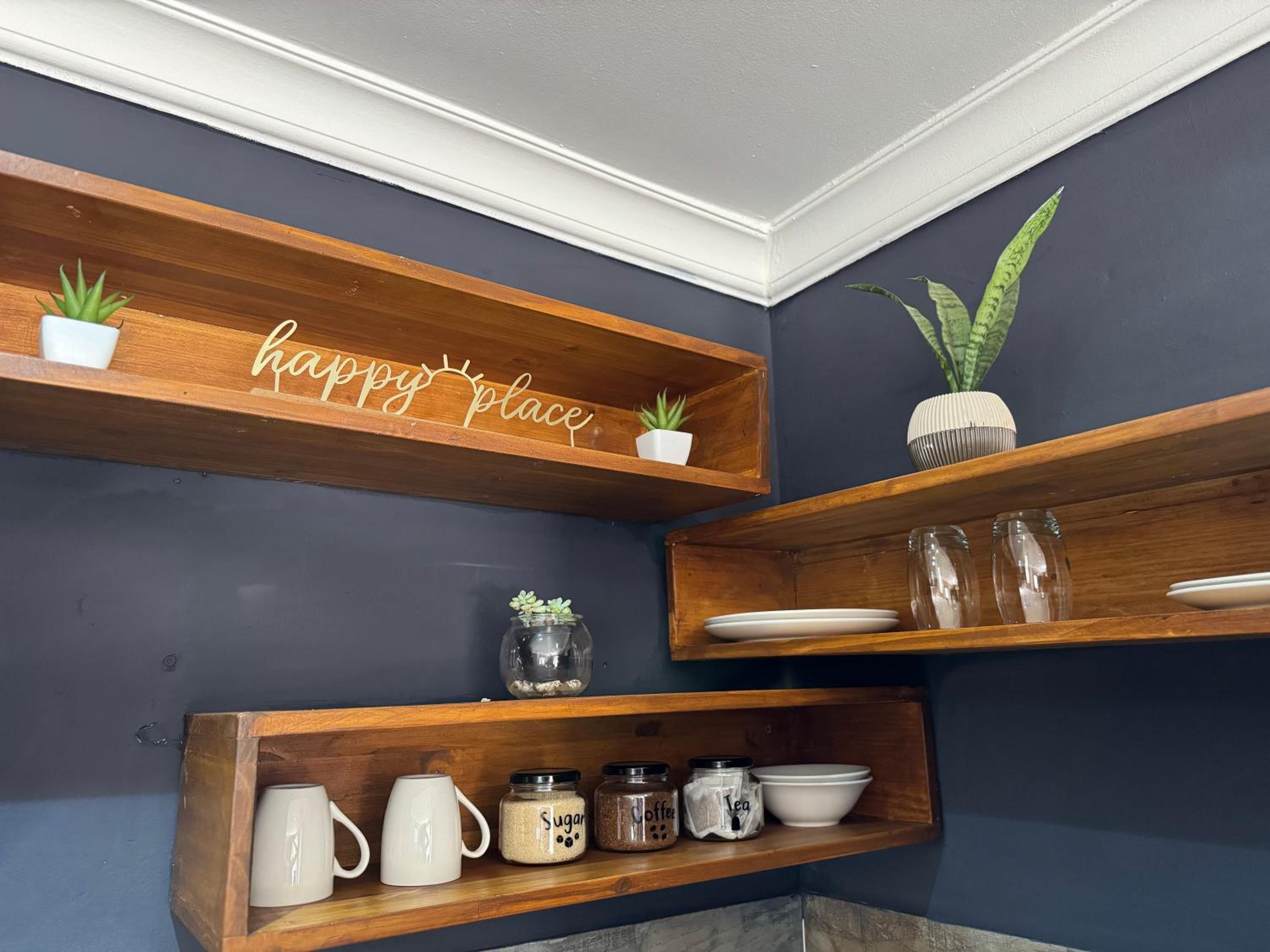 Spacious stay-in 1bedroom apartment view 2
