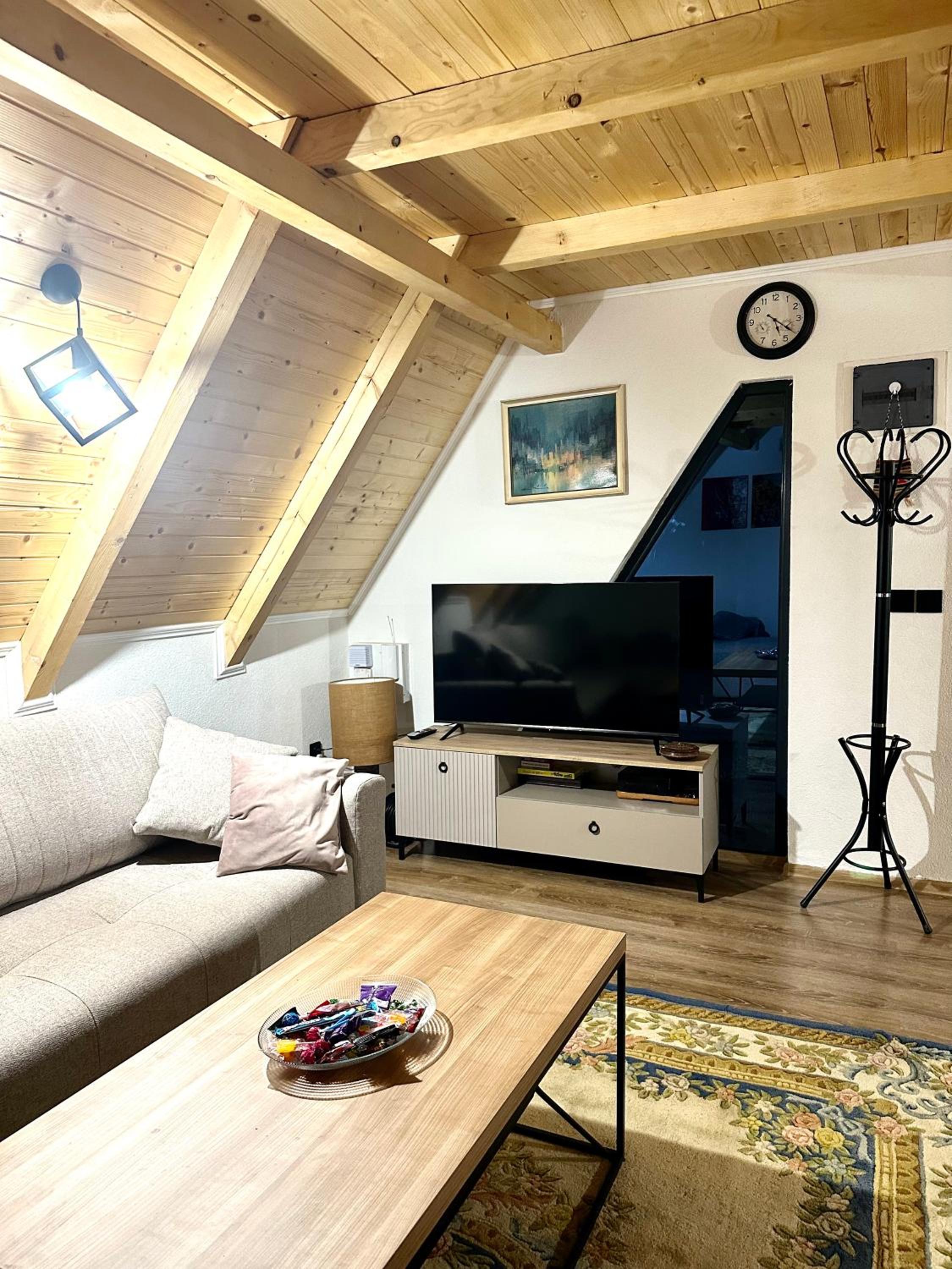 P&M A-Frame House