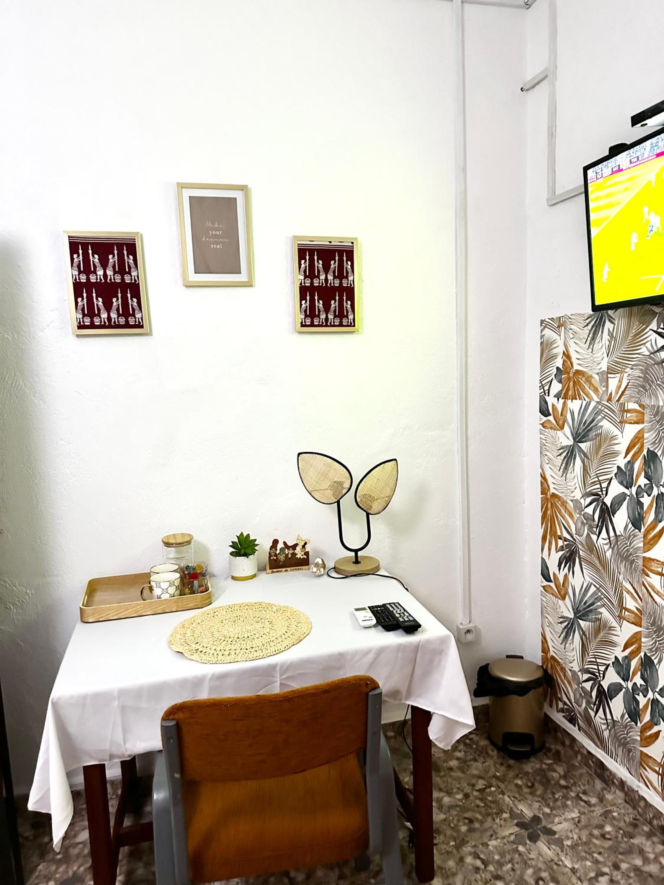 Chambre Djaou meublée Voidjou