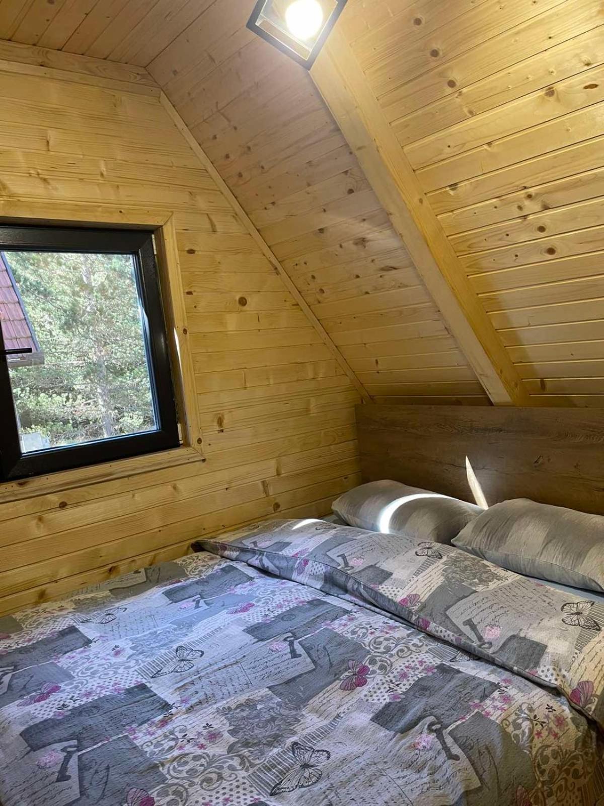 P&M A-Frame House