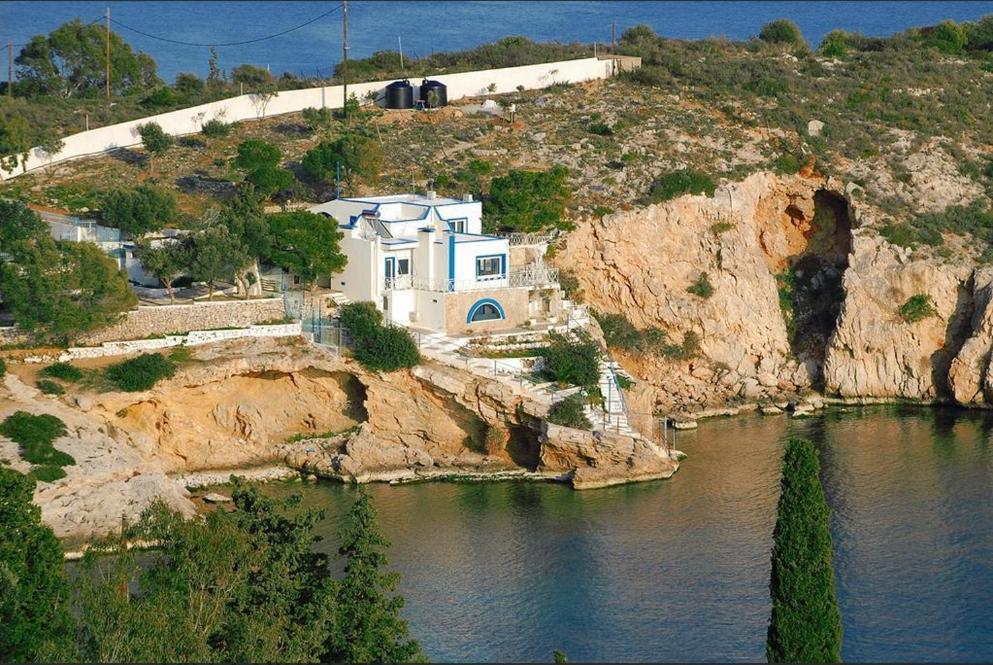 Villa Nikolitsa with private beach photo 2