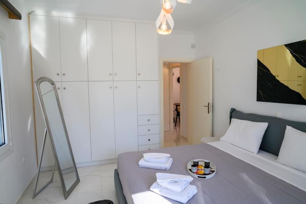 Seclusion, Privacy and 2 bedroom Luxury in Glyfada