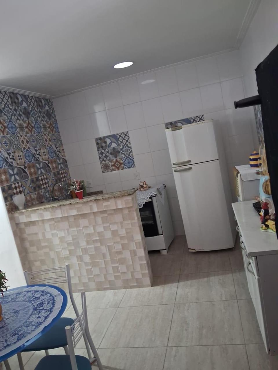 Apartamento em Barra de Guaratiba de frente p a estrada, próximo da praia