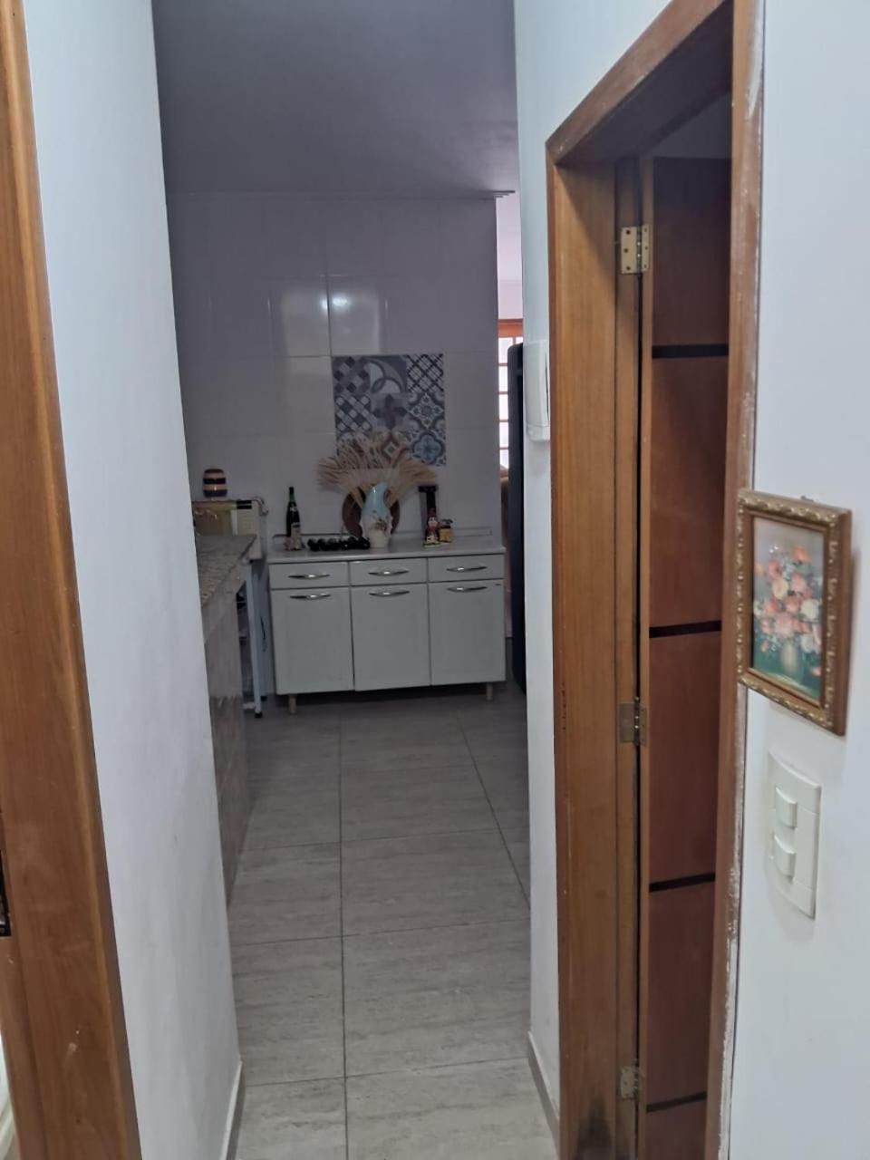 Apartamento em Barra de Guaratiba de frente p a estrada, próximo da praia