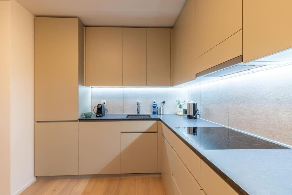 Jasminkas Host 1, Ruhig, Gratis Parkplatz Balkon & im 1, Stockwerk