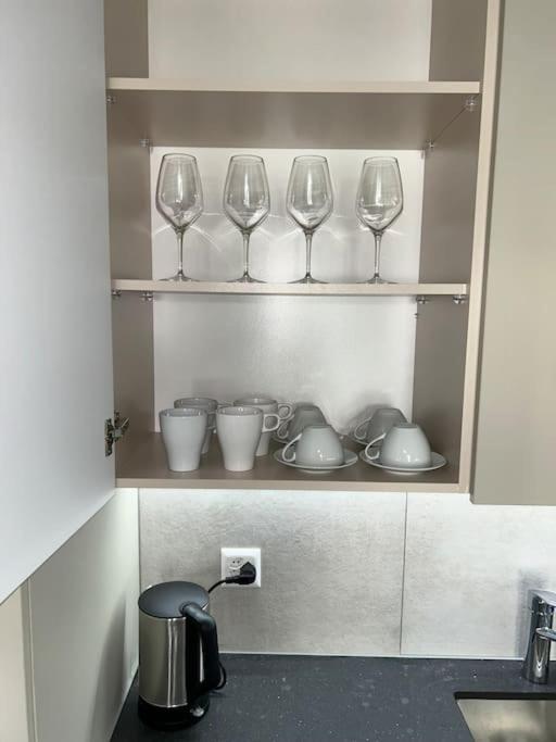 Jasminkas Host 1, Ruhig, Gratis Parkplatz Balkon & im 1, Stockwerk