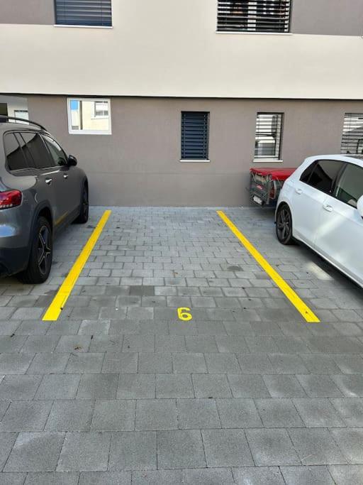 Jasminkas Host 1, Ruhig, Gratis Parkplatz Balkon & im 1, Stockwerk