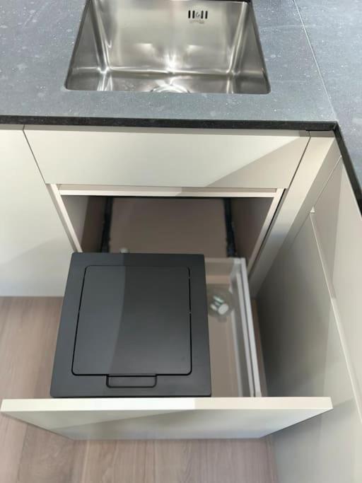Jasminkas Host 1, Ruhig, Gratis Parkplatz Balkon & im 1, Stockwerk