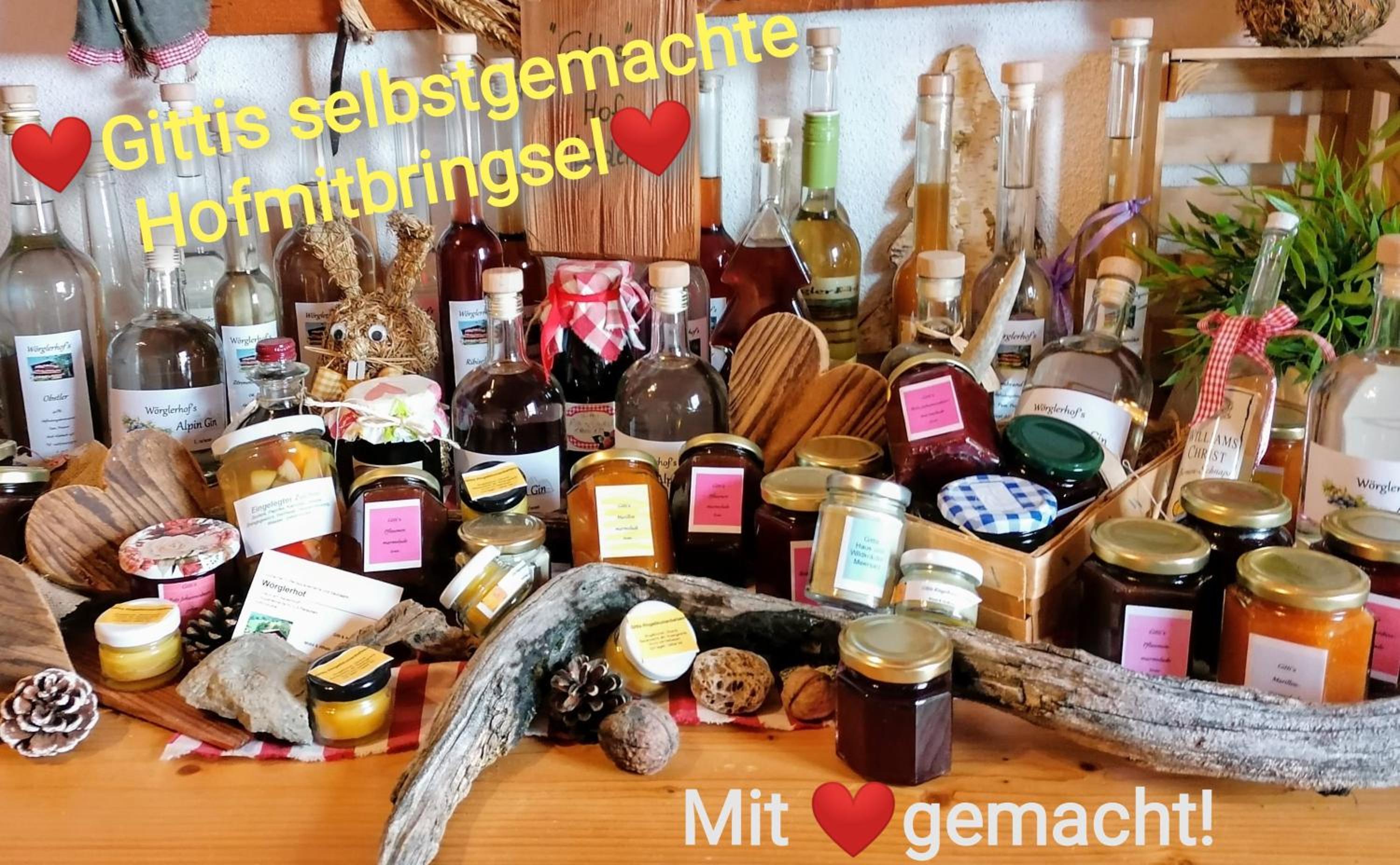 Wörglerhof's Hüttenapartments mit Kachelofen Farm Stay