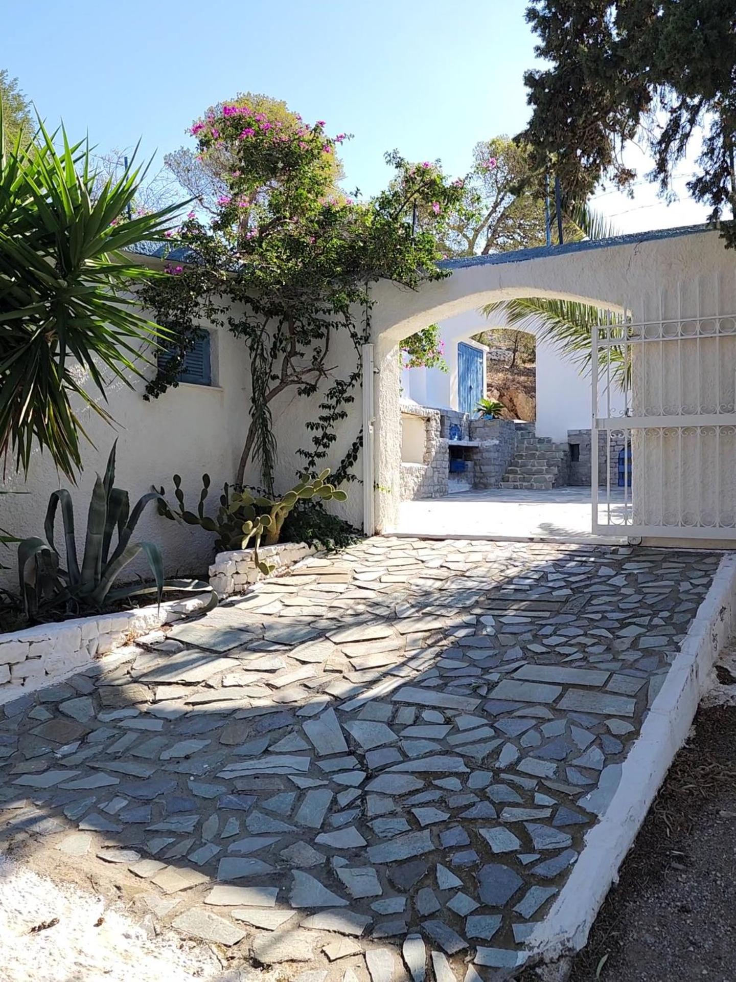 Villa Nikolitsa with private beach, photo 26