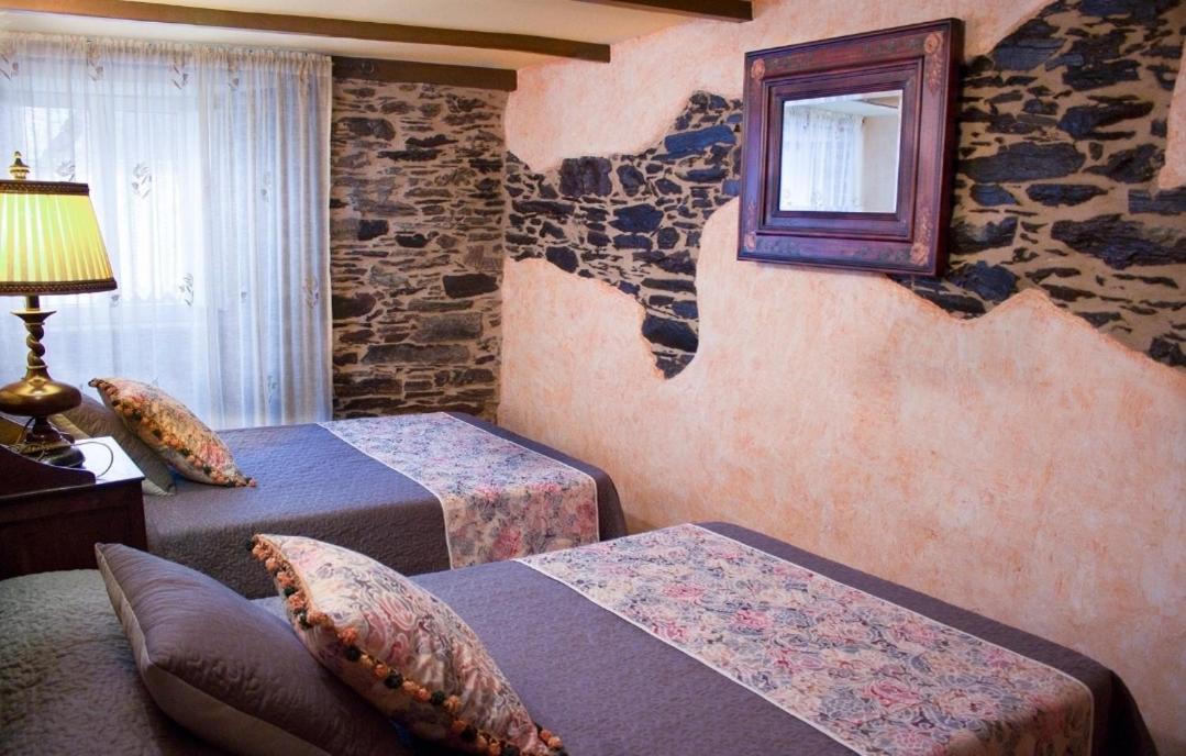 Casa Mameleiro e Casa Kintal