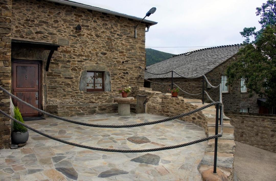 Casa Mameleiro e Casa Kintal