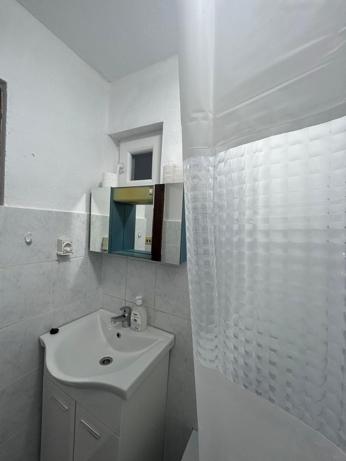 Apartments Elida