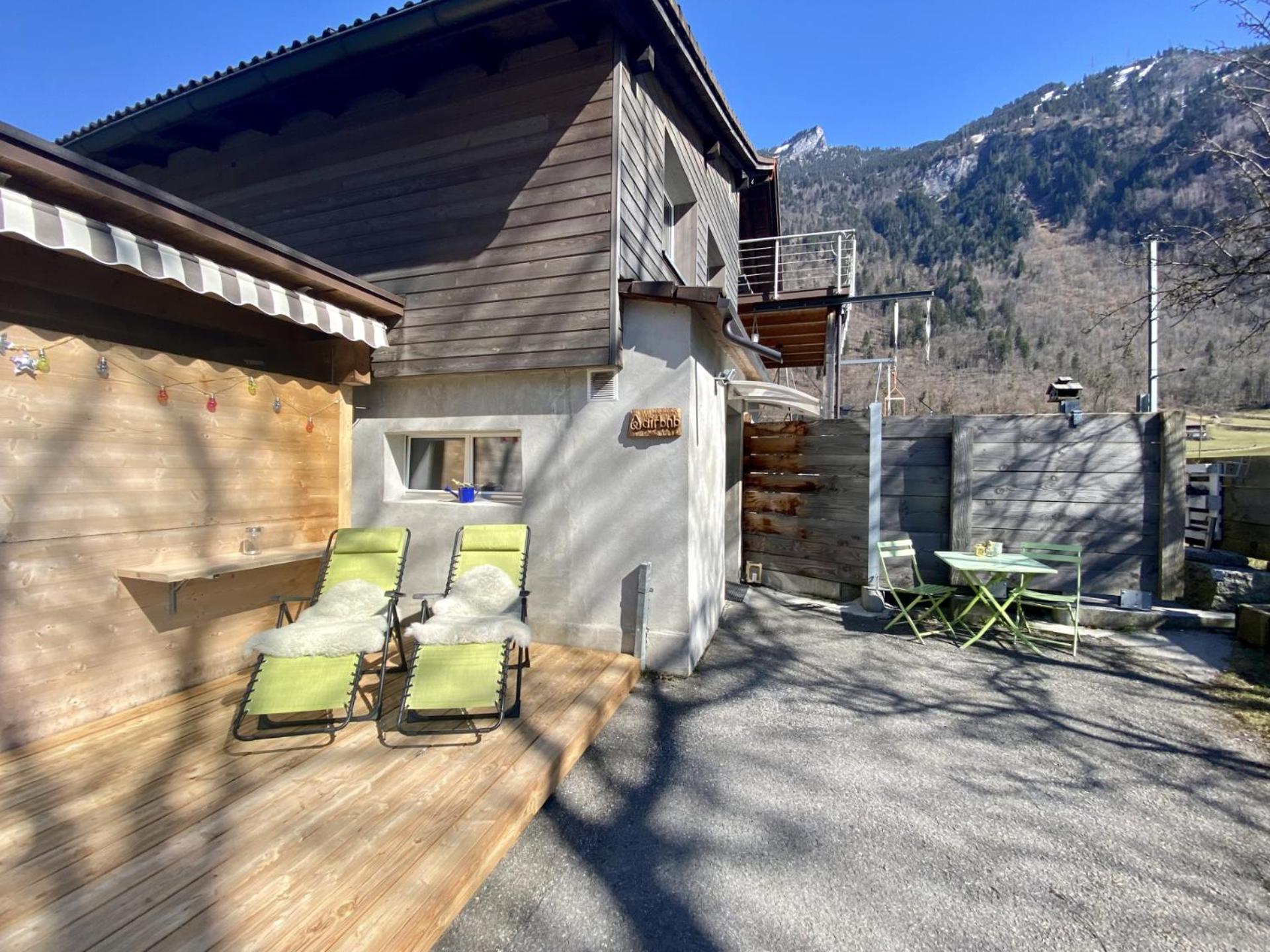 Glarner Spa I Private Sauna & Hot Tub & Alps View
