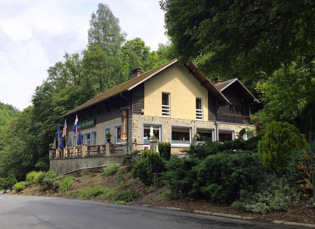 Le chalet des grottes