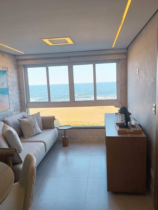 Cobertura duplex de frente para o mar