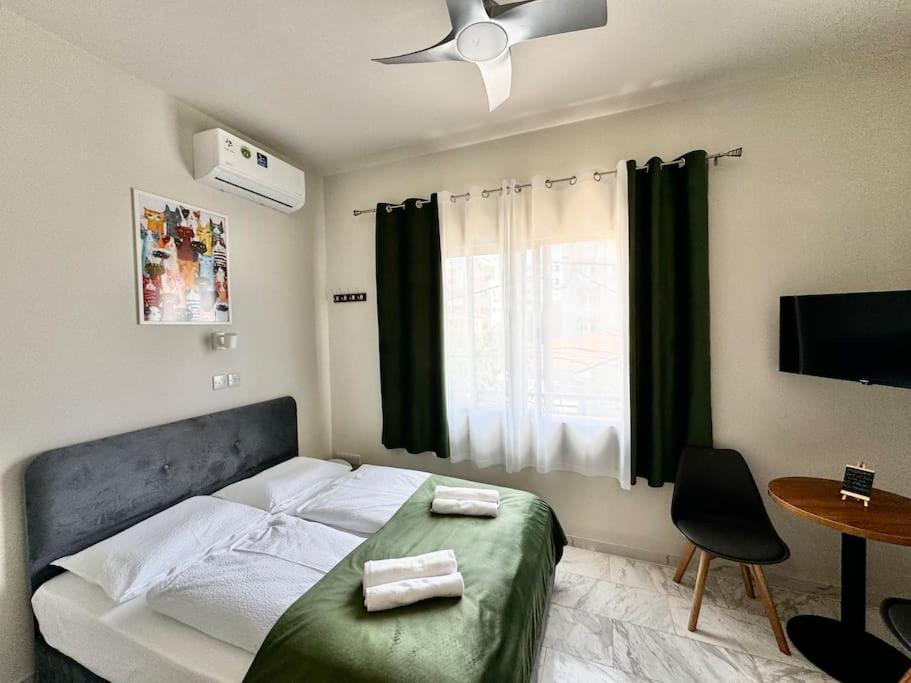 Smart Comfort RoomN2 with Private Bathroom in best Location Beach 250m
