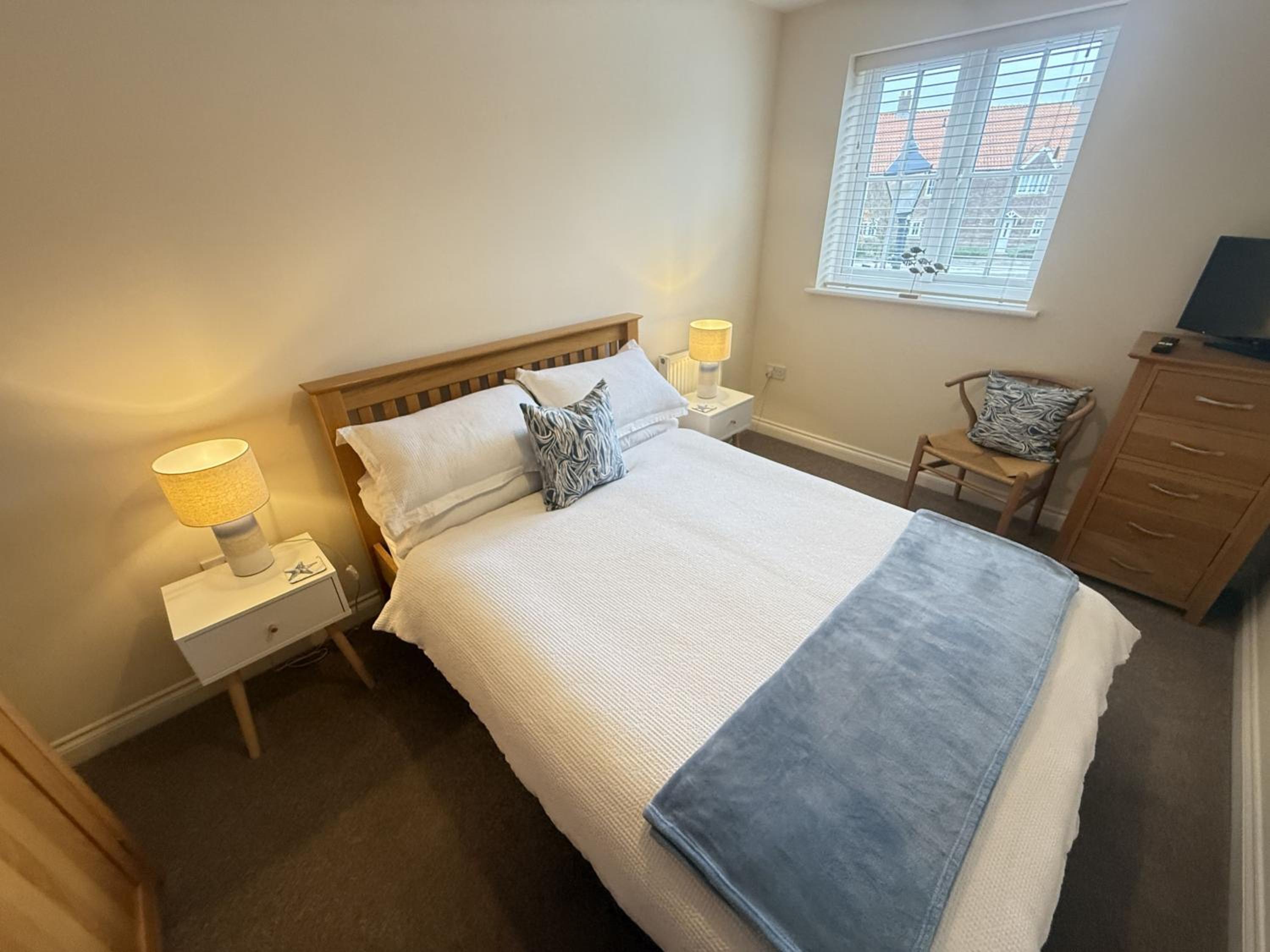 Pebble Cottage - Part of the The Bay Filey Holiday Village with pool, gym and direct beach access, pub, restaurant, tennis and meadows walks