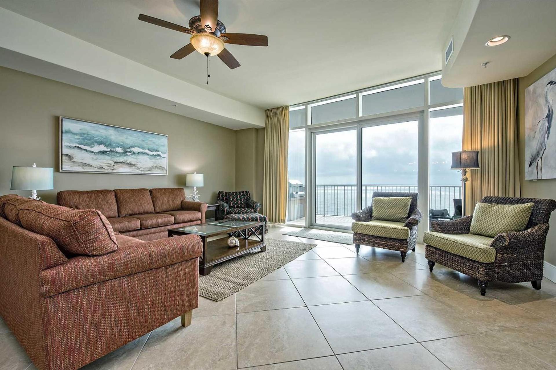 Turquoise Place C0805 view 3