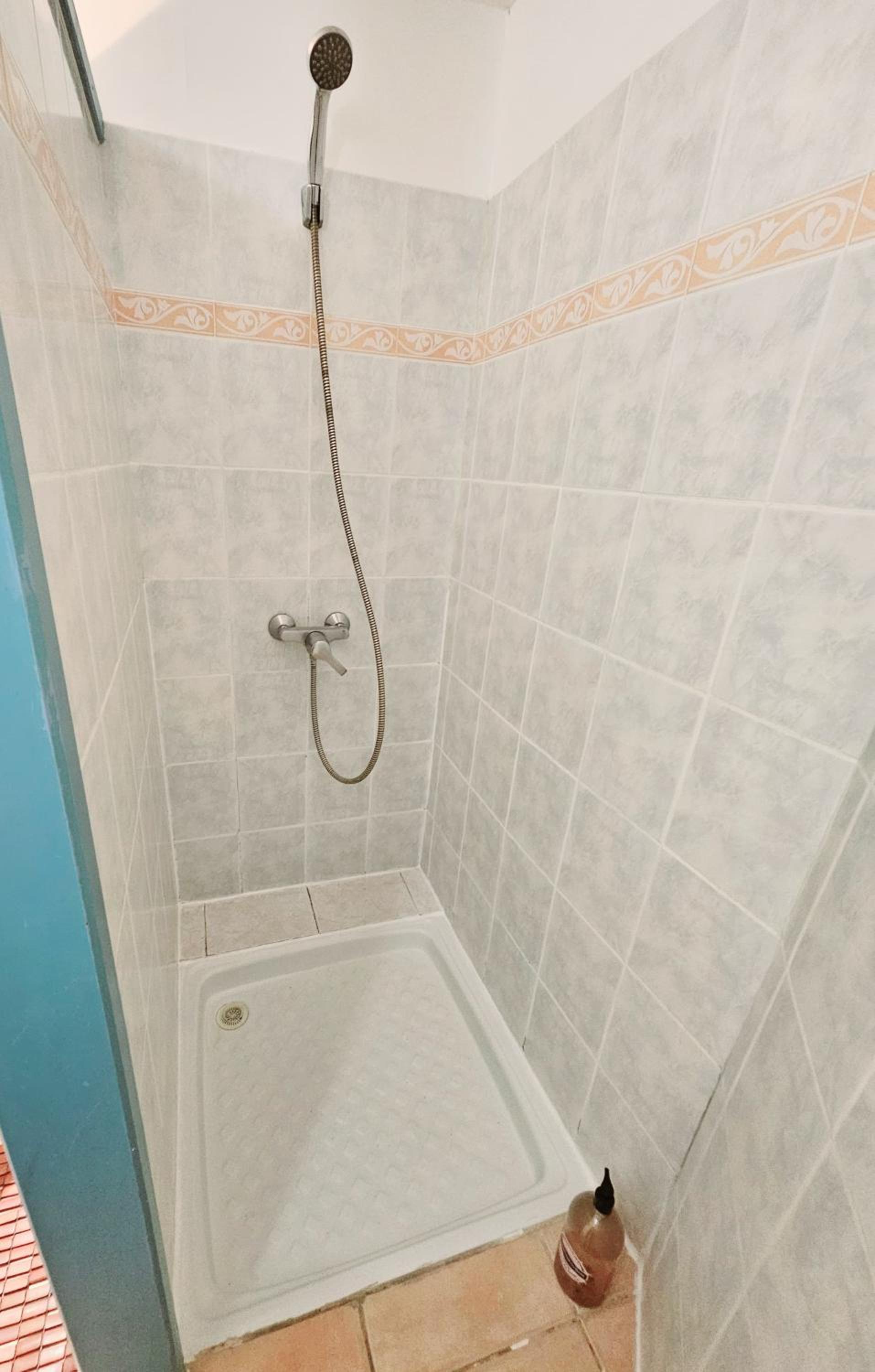 Appartement T2 lumineux, confortable et spacieux à Saint-Anne proche plage de l'Anse Caritan