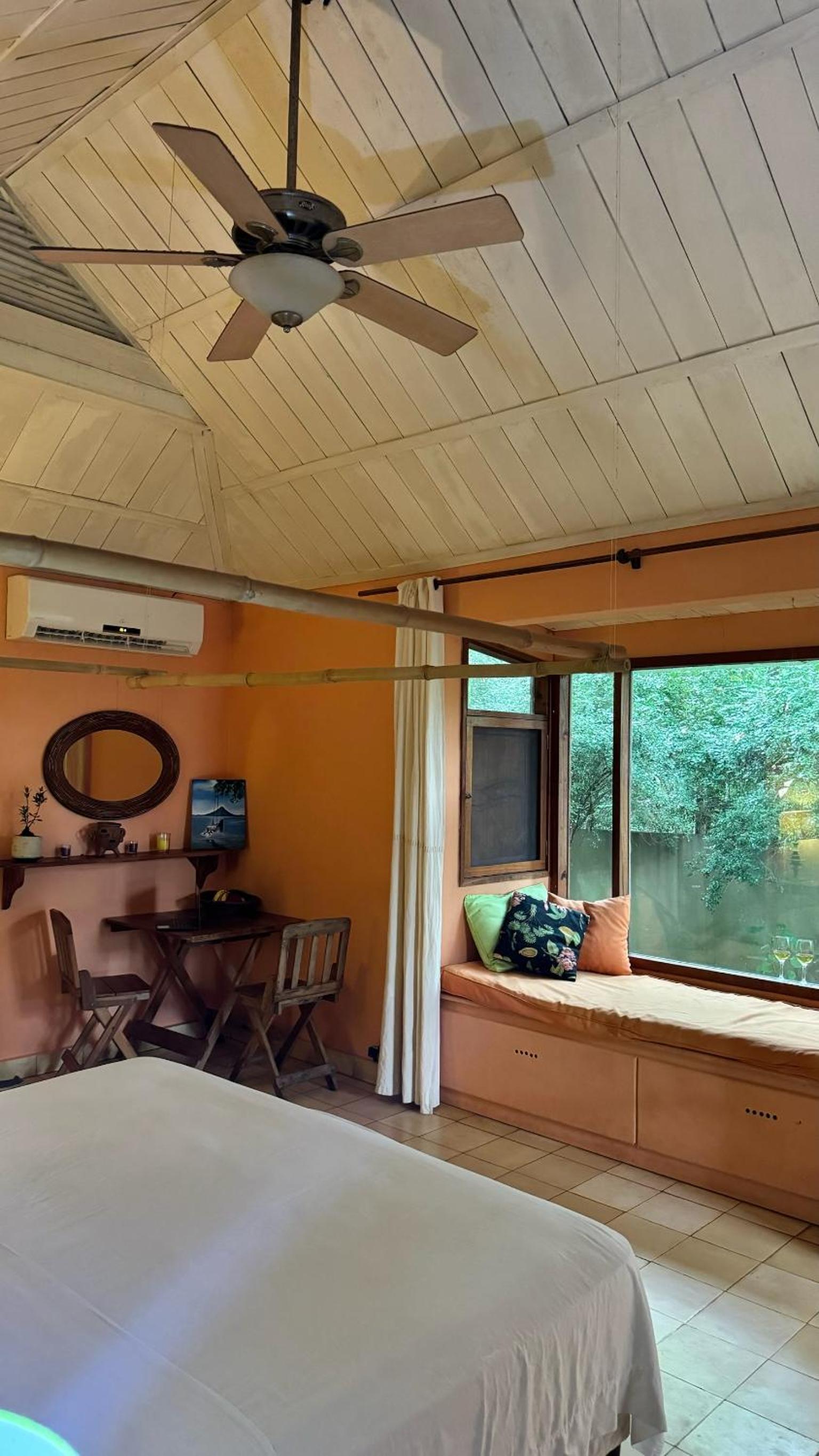 Rustic AC Oasis on Ometepe Island view 3