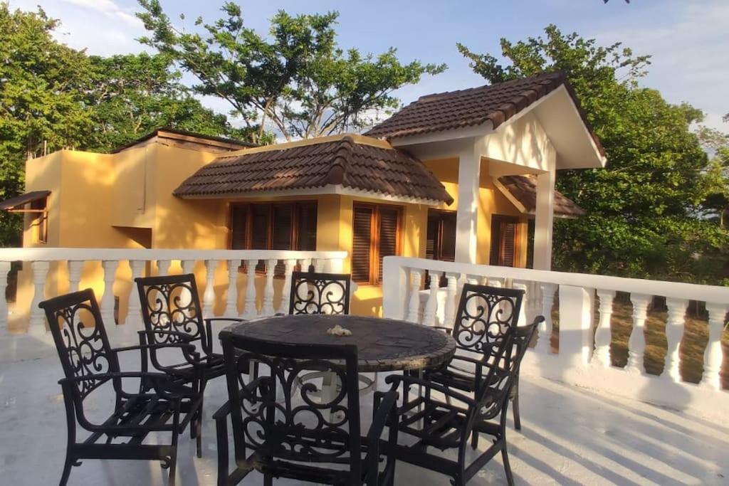 Villa LiMar
