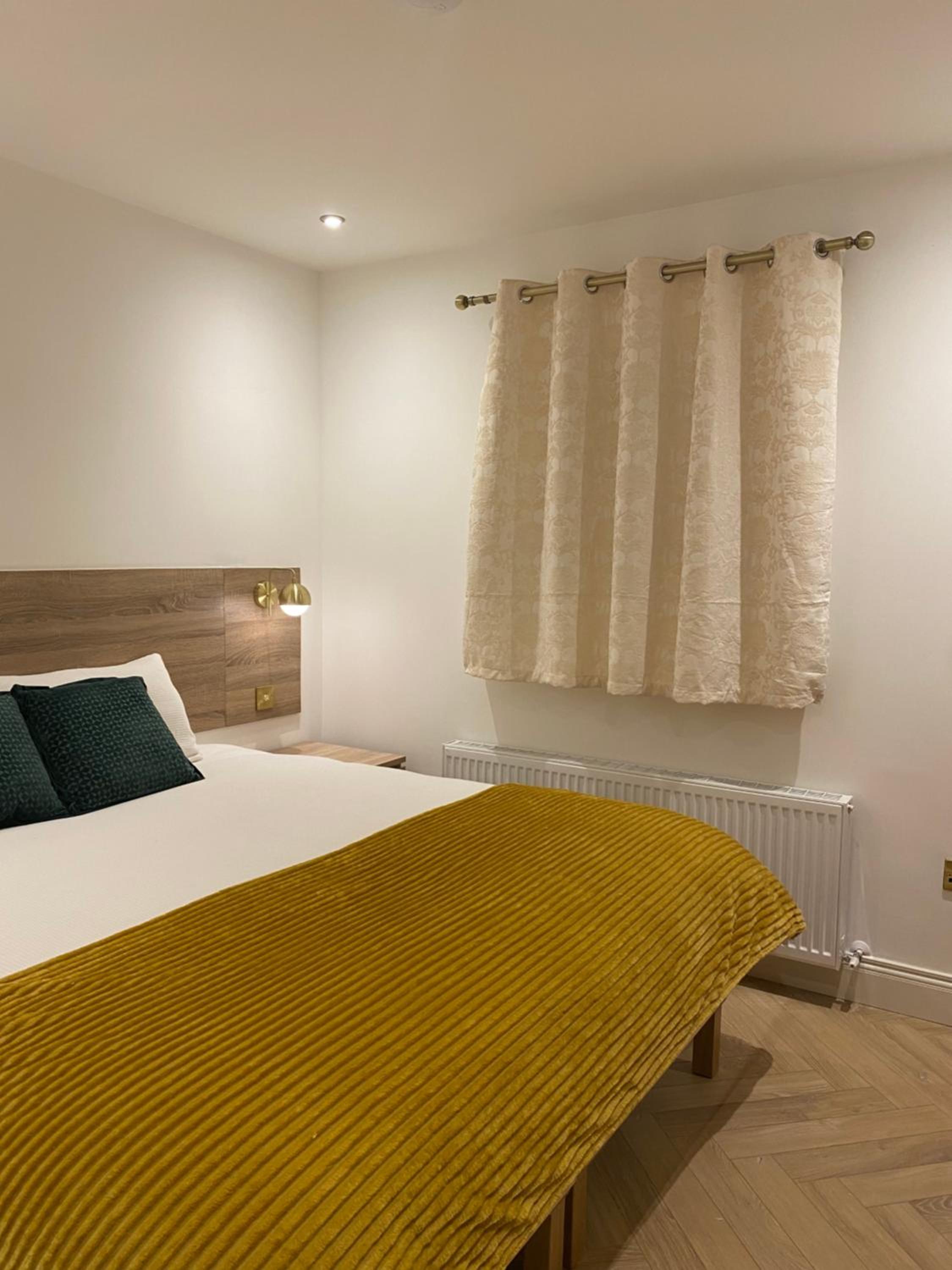 Modern 2-Bed Apartment 20 mins from Dublin Airport