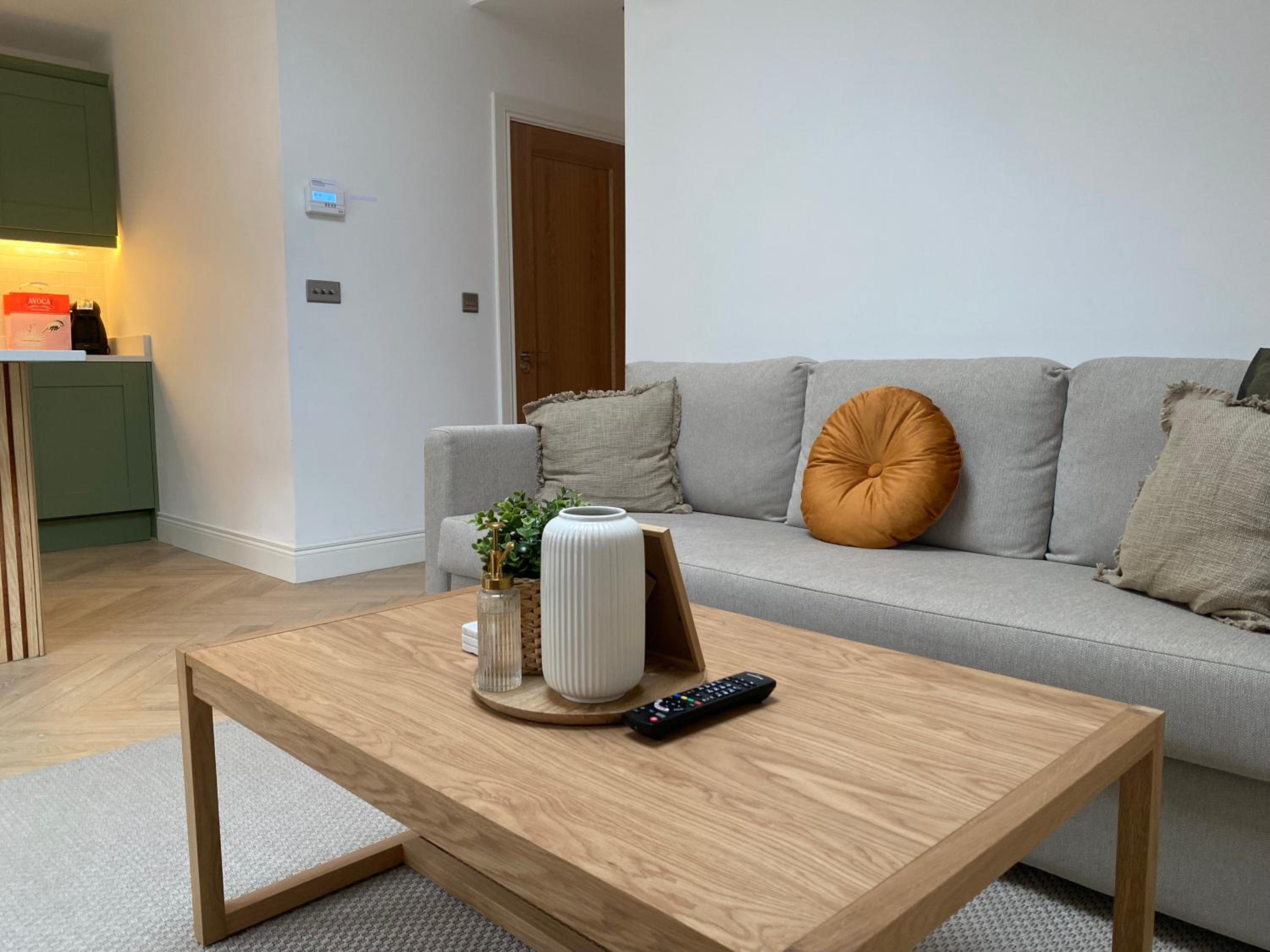 Modern 2-Bed Apartment 20 mins from Dublin Airport