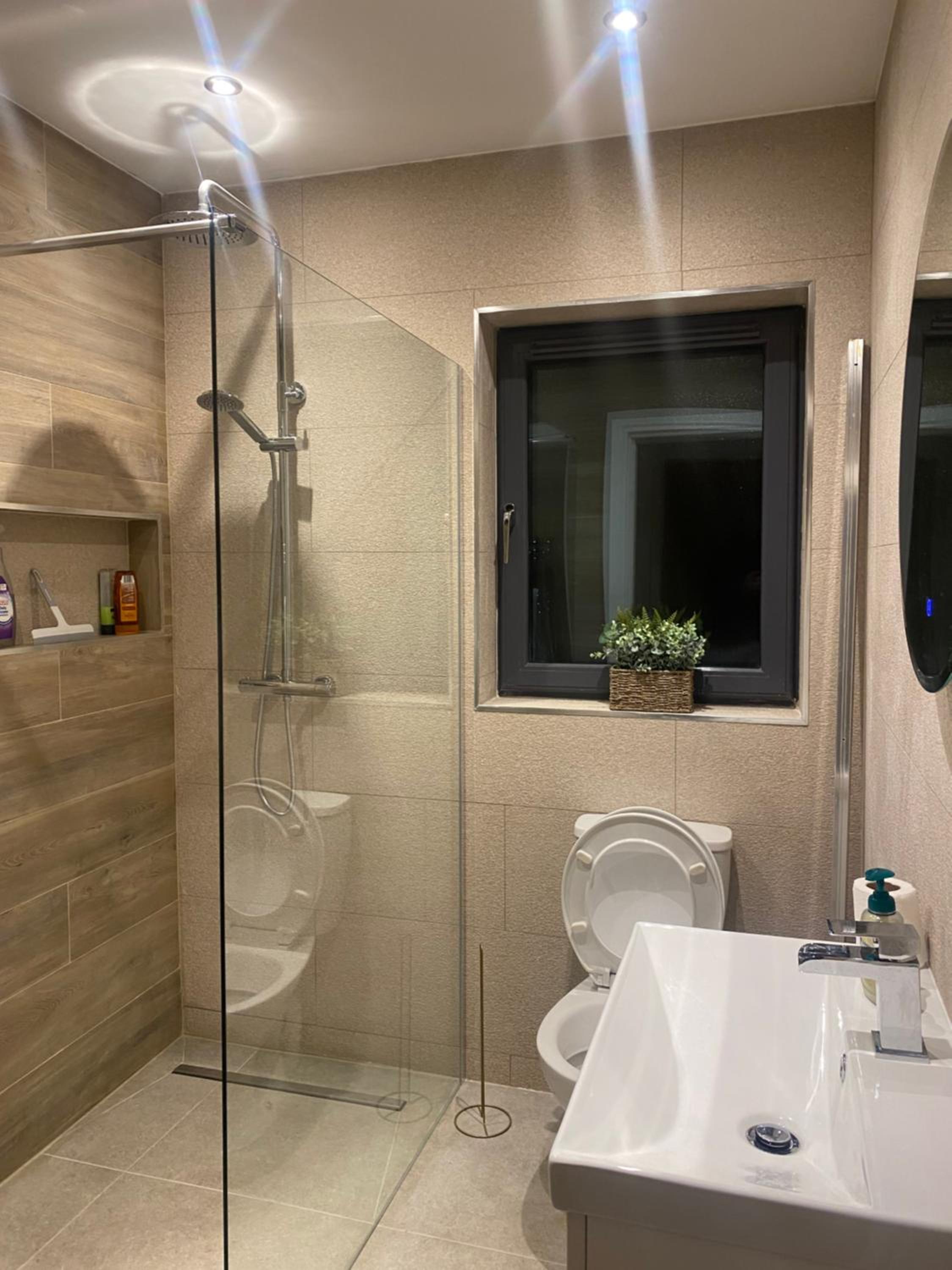 Modern 2-Bed Apartment 20 mins from Dublin Airport