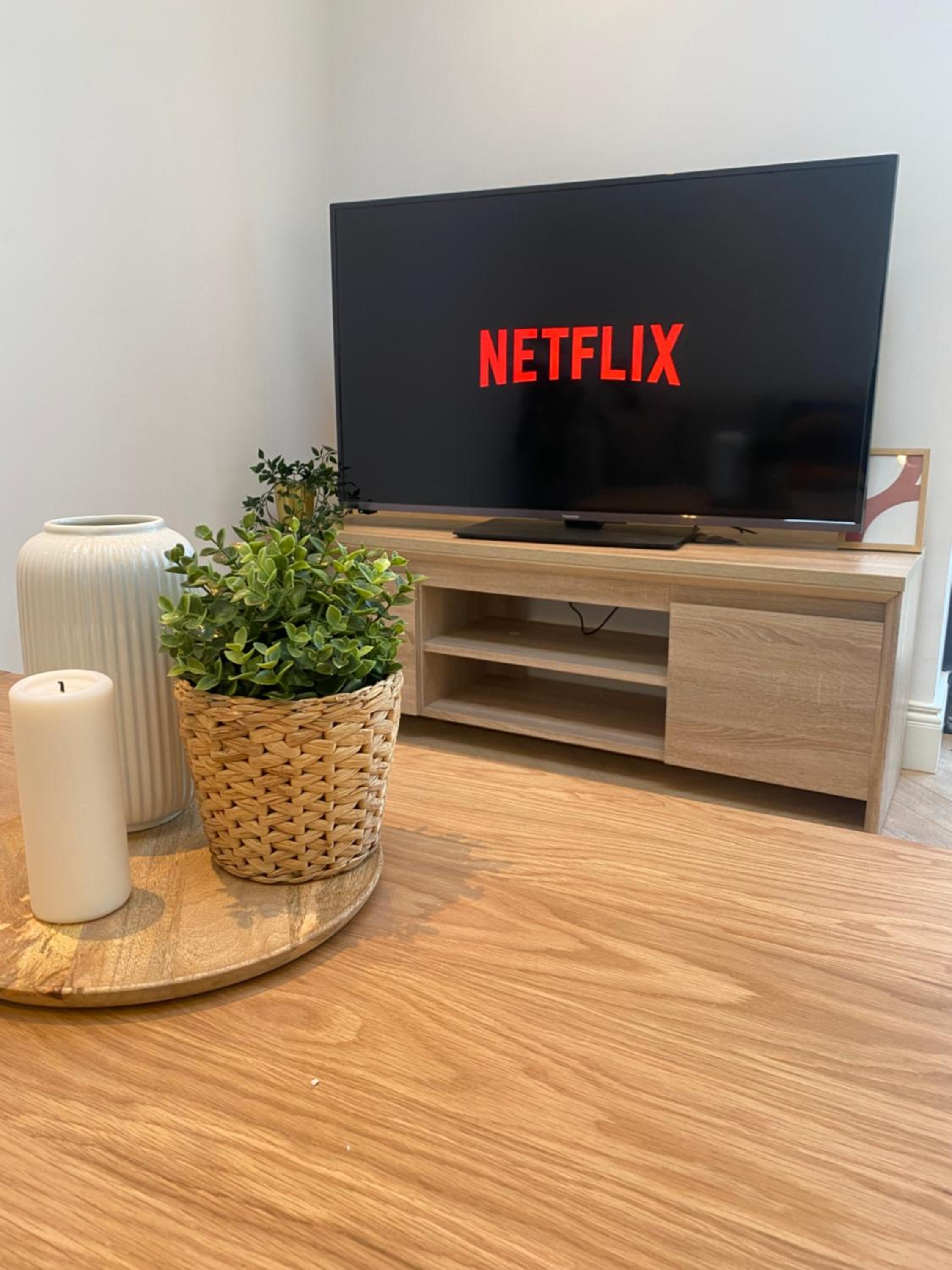 Modern 2-Bed Apartment 20 mins from Dublin Airport
