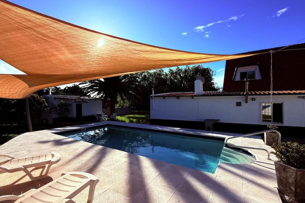 Casa de Playa, Piscina y Jardín view 5