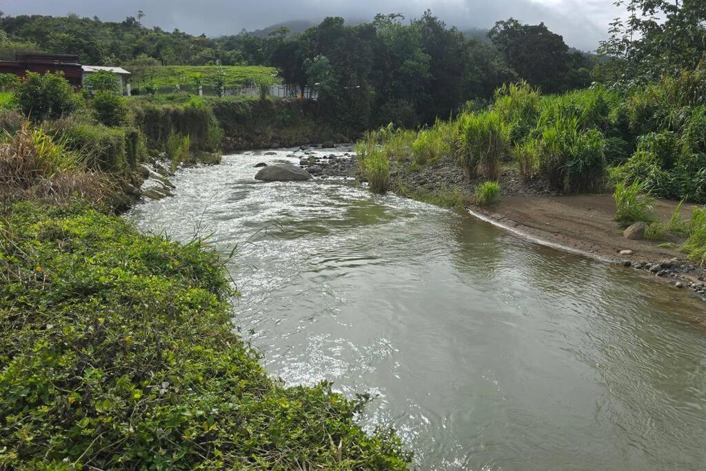 Alojamiento cerca al río