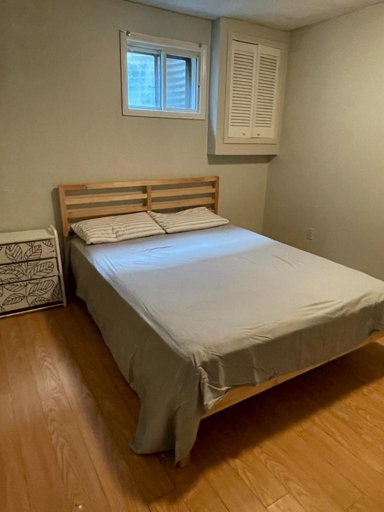 Room Queen